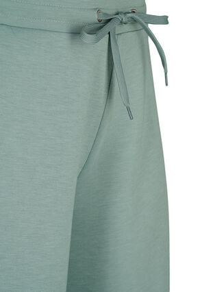 Shorts aus Modalmischung mit Taschen, Chinois Green, Packshot image number 2