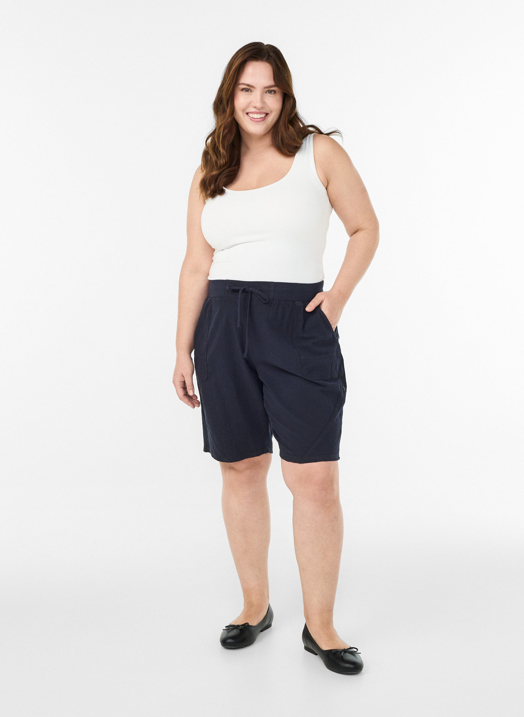 ZizziLockere Shorts aus Baumwolle mit Taschen, Blau, Model image number 1