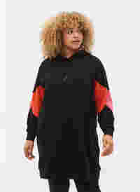 Pulloverkleid mit Colorblock und Taschen, Black, Model
