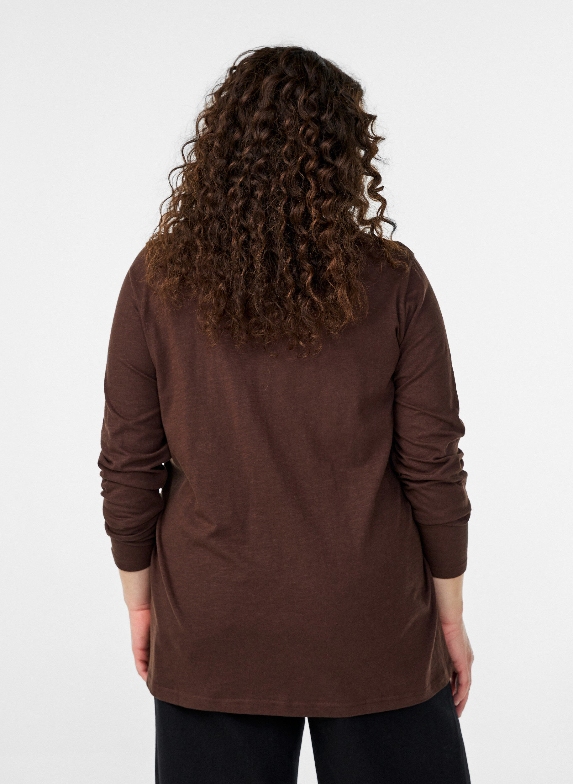 ZizziLangarmshirt mit V-Ausschnitt und Kn&ouml;pfen, Braun, Model image number 2