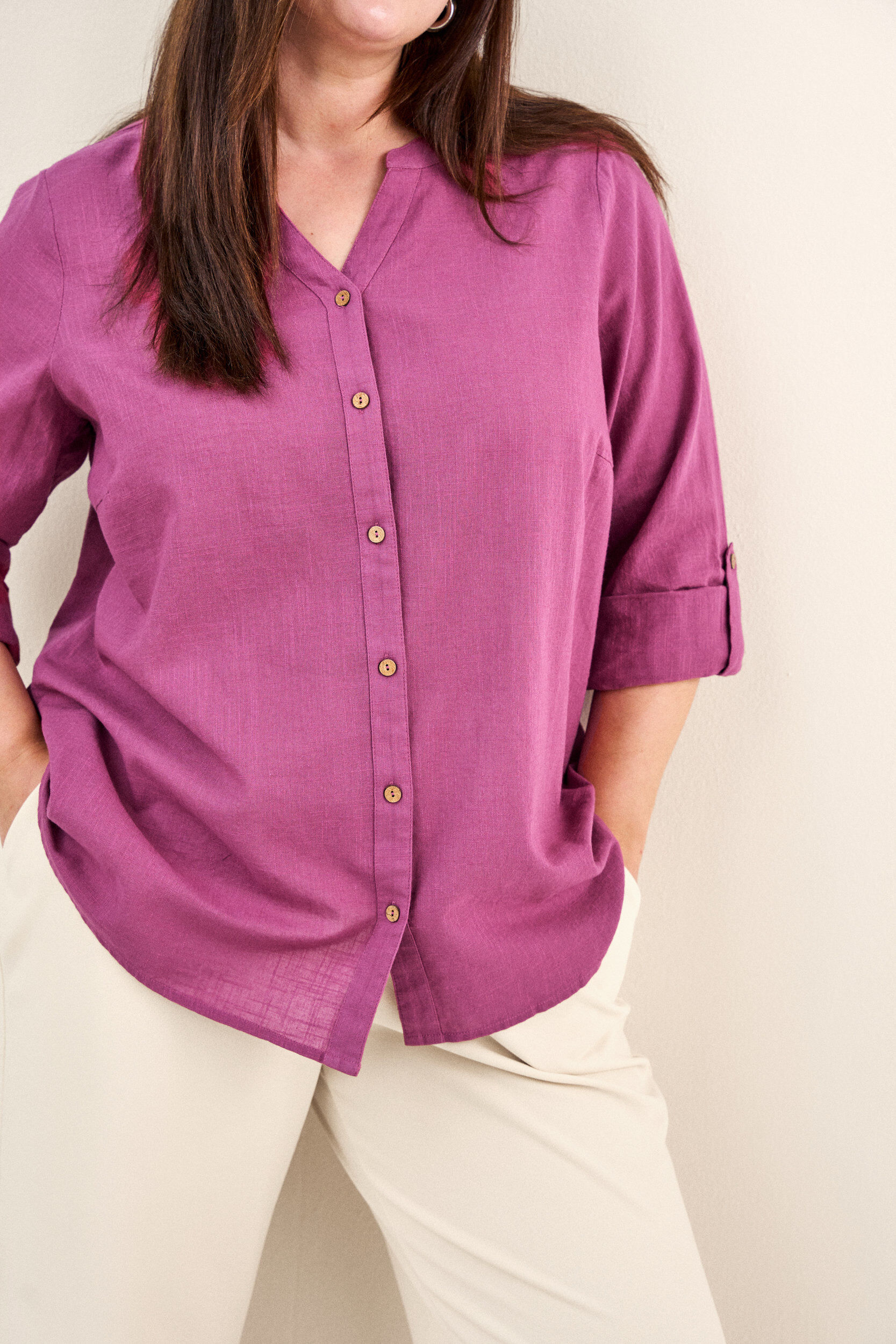 ZizziBaumwollbluse mit V-Ausschnitt, Rot, Model image number 4