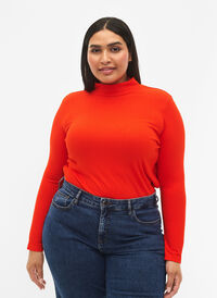 Taillierte Bluse aus Viskose mit hohem Halsausschnitt, Orange.com, Model