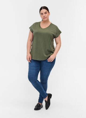 T-Shirt aus Baumwolle mit Knöpfen, Thyme, Model image number 1