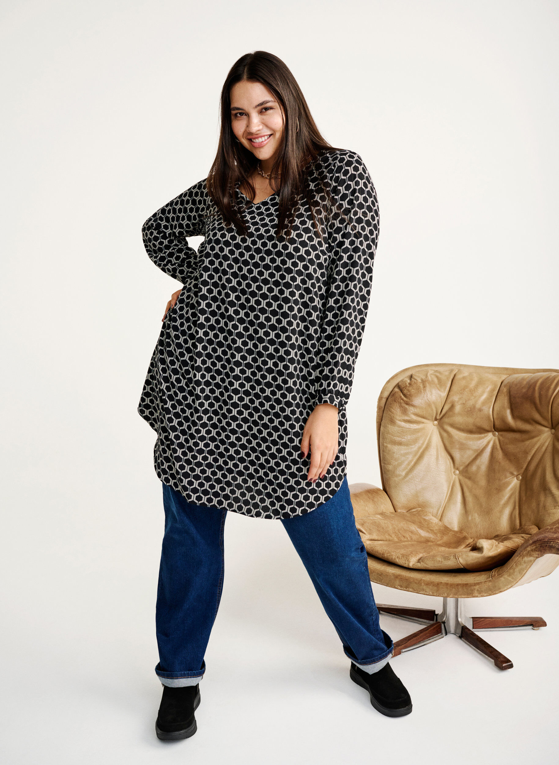 ZizziKleid mit V-Ausschnitt und Aufdruck, Black Graphic AOP, Image image number 0