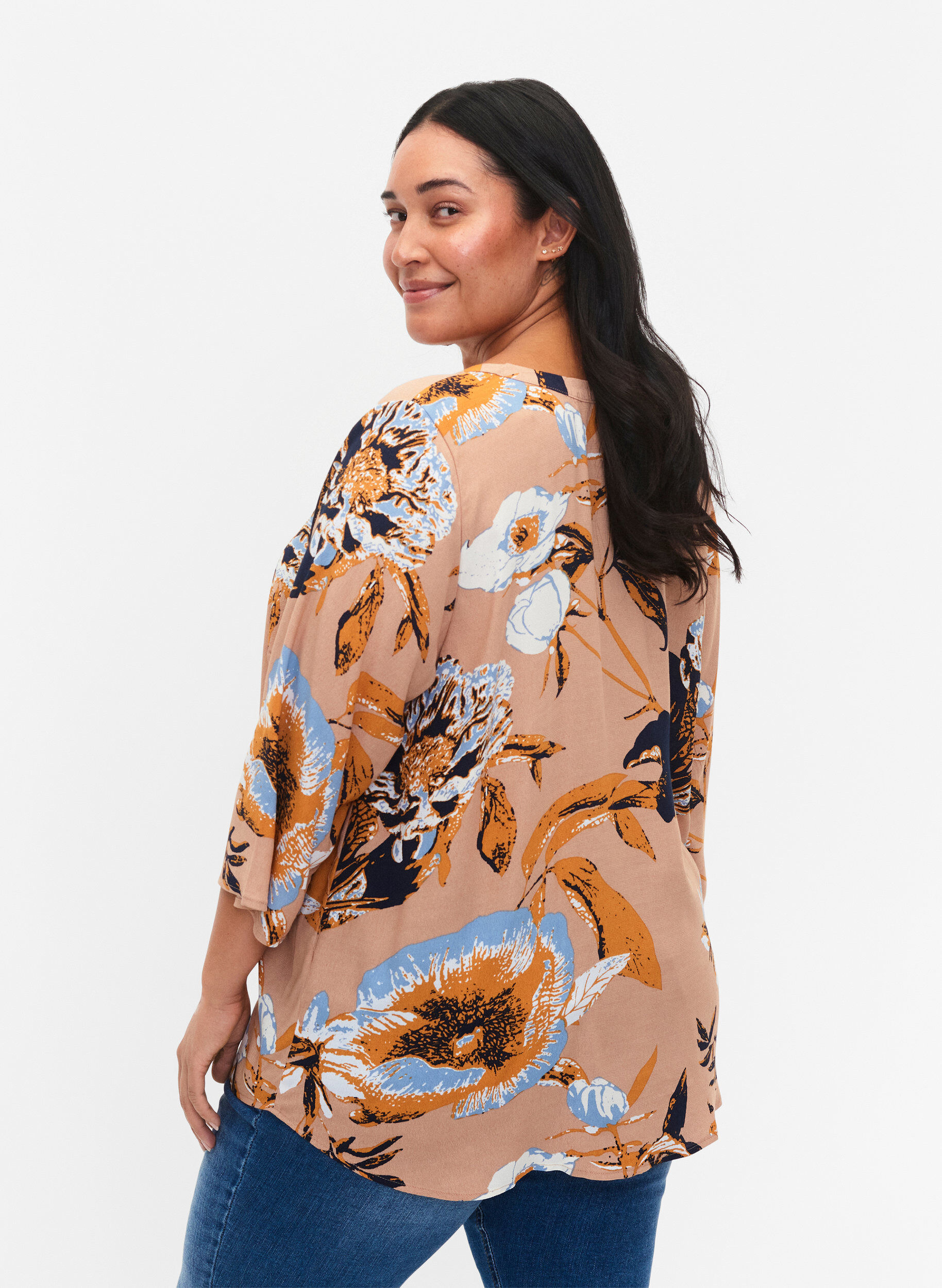 ZizziBluse aus Viskose mit 3/4 &Auml;rmeln, Blue Flower AOP, Model image number 1