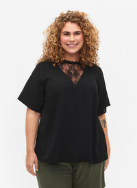 Kurzärmelige Bluse mit Spitze (GRS), Black, Model