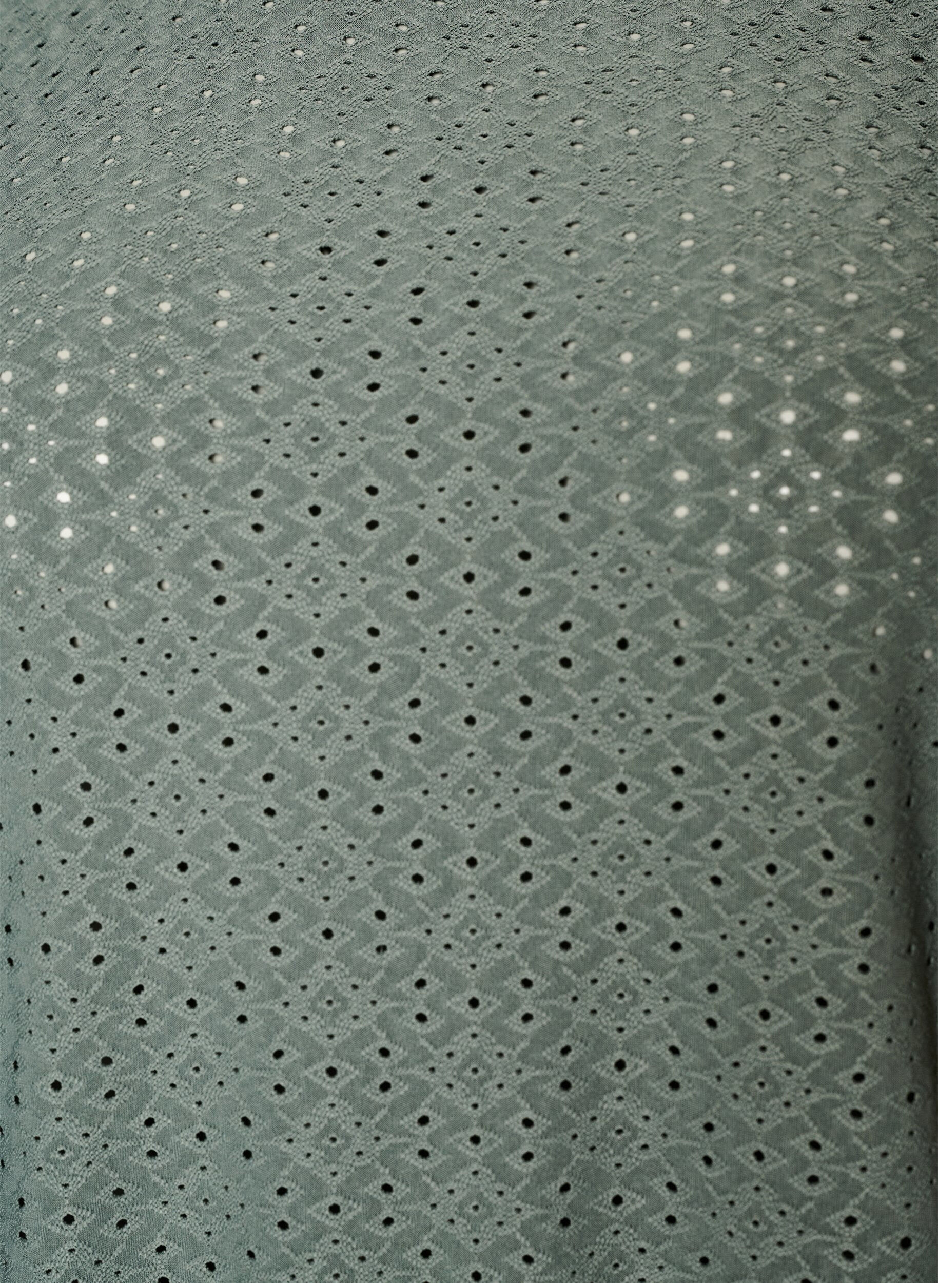 ZizziBluse mit Lochstickerei und Ballon&auml;rmeln, Gr&uuml;n, Packshot image number 2