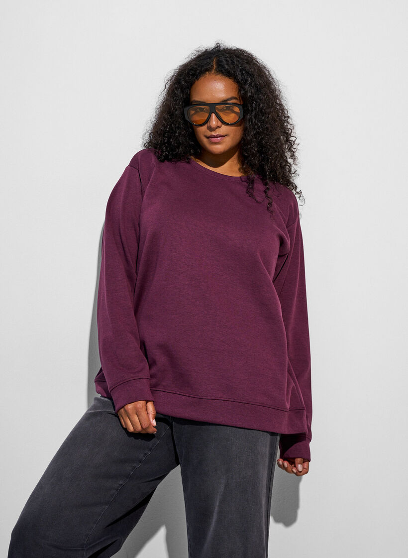 Sweatshirt mit Rundhalsausschnitt, Rot, Model image number 0