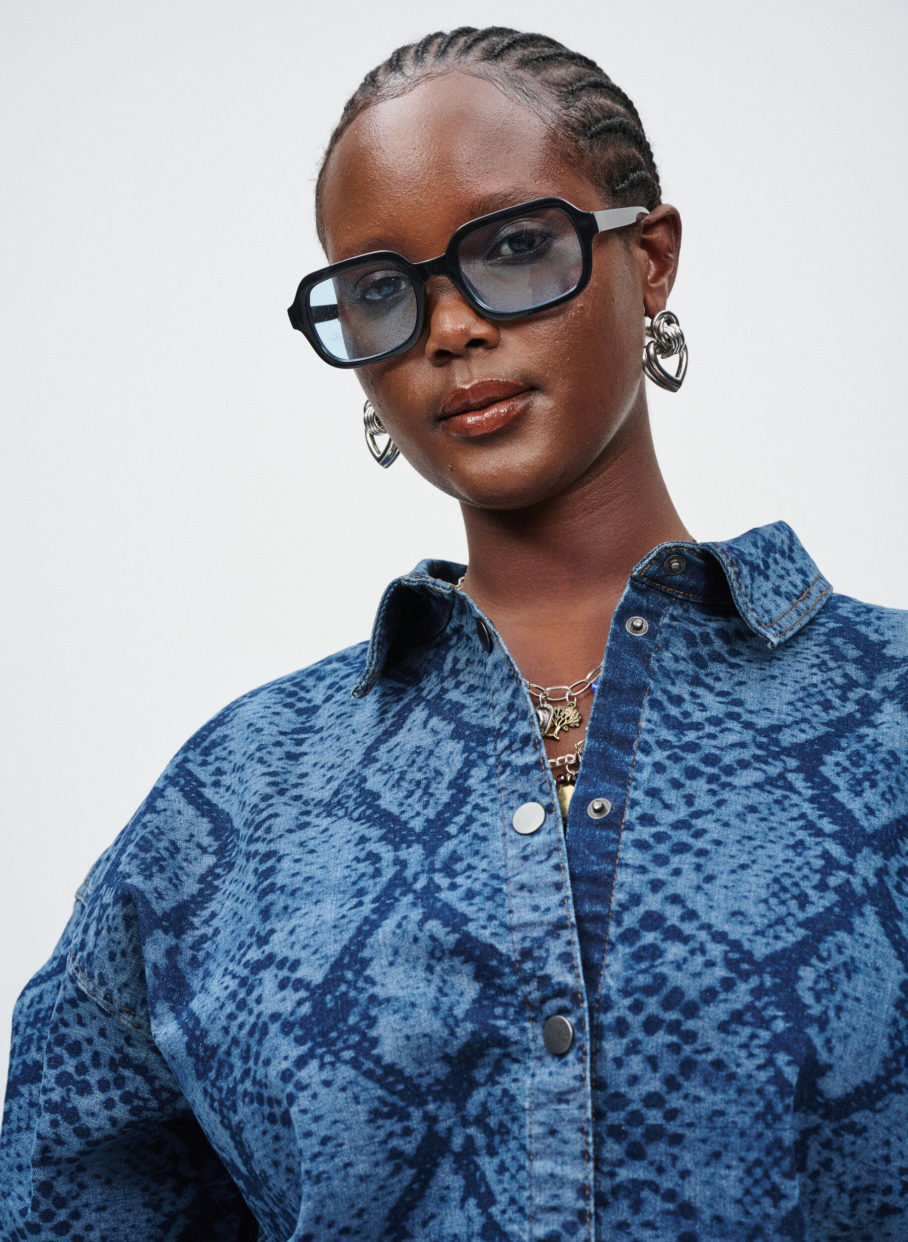 ZizziLockeres Hemd aus Denim mit Schlangenprint, Blau, Image image number 0