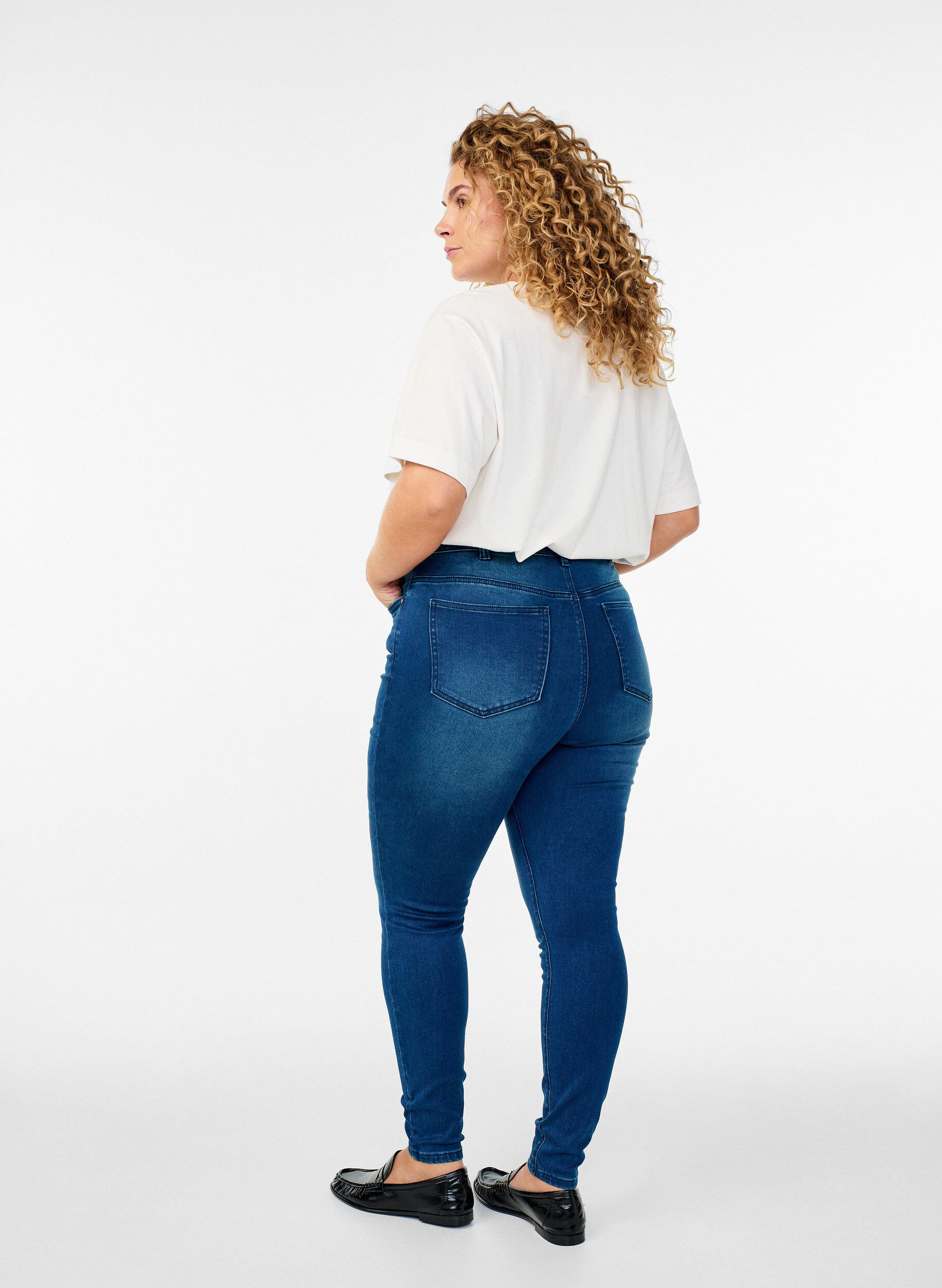 ZizziHoch taillierte super Slim Amy Jeans, Blau, Model image number 1