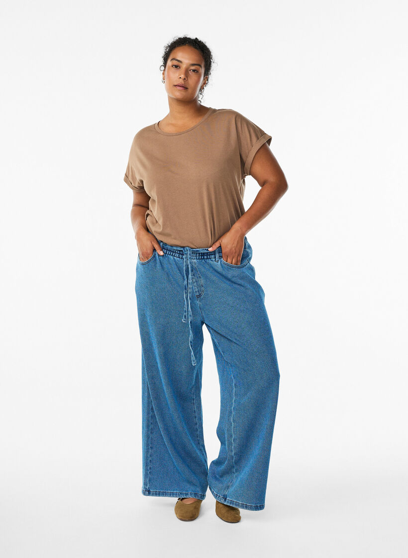 Kurzärmeliges T-Shirt aus einer Baumwollmischung, Braun, Model image number 1