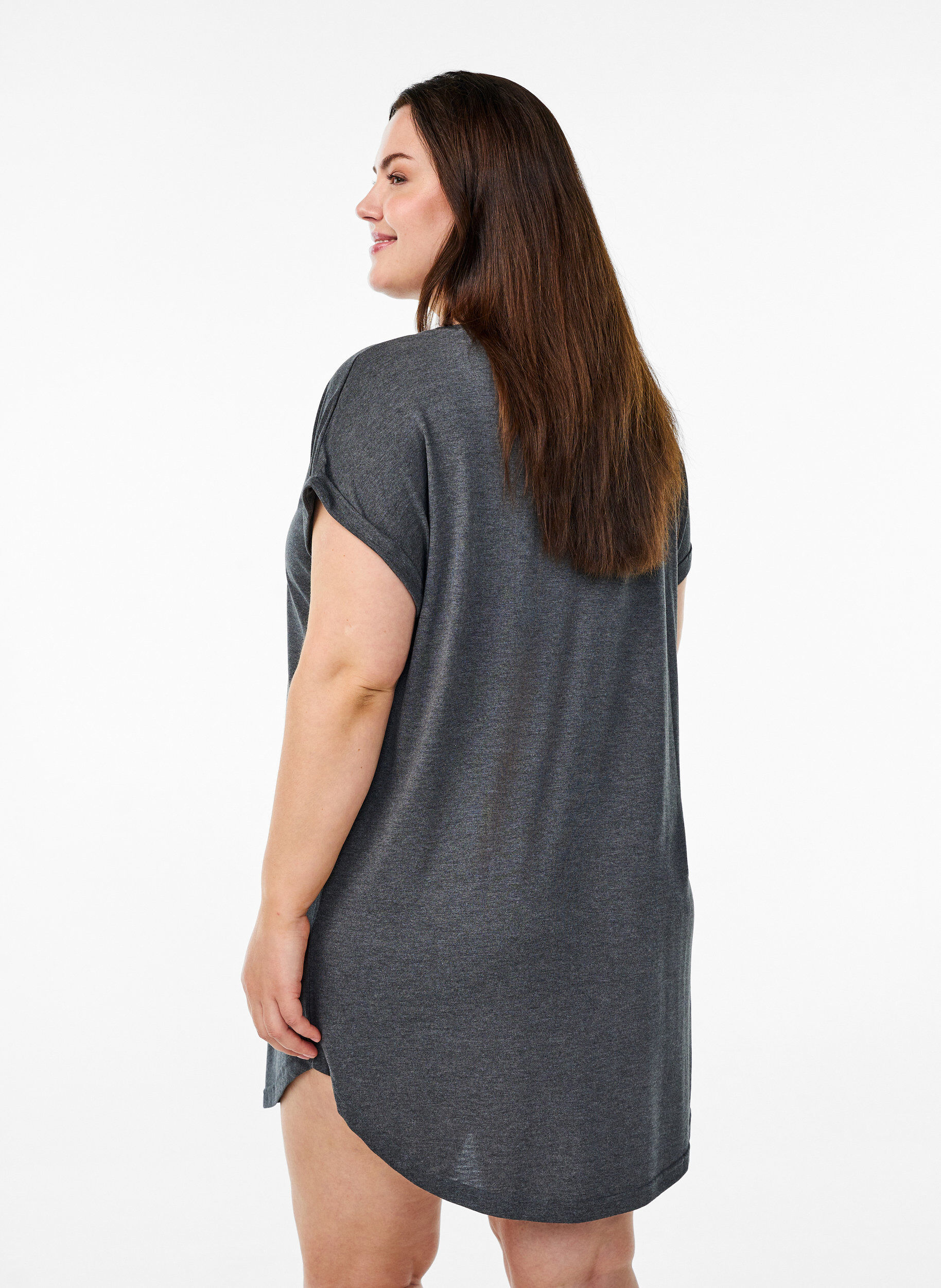 ZizziKurz&auml;rmliges Nachthemd mit Textdruck, Schwarz, Model image number 2