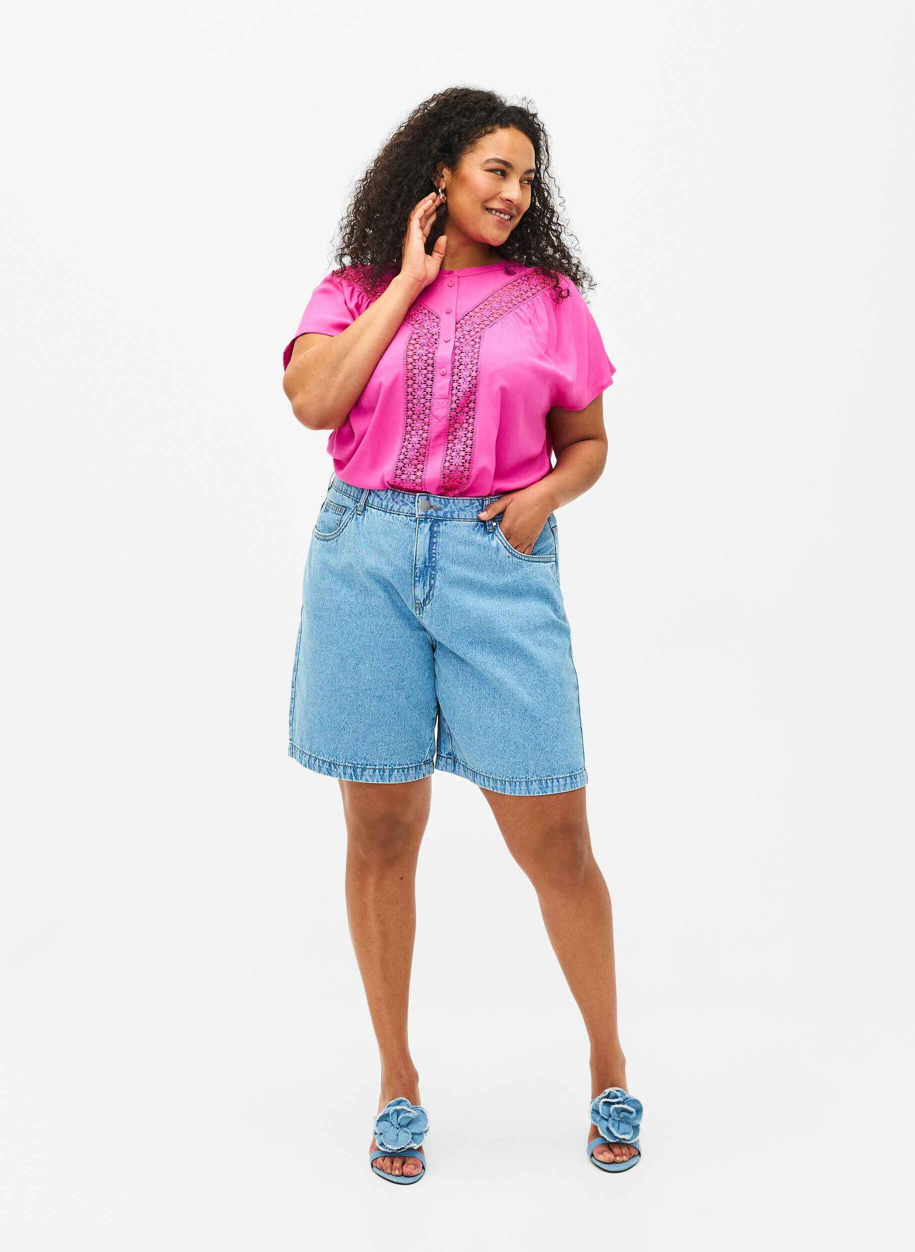 Zizzi Viskosebluse mit Spitzenbesatz, Raspberry Rose, Model image number 2