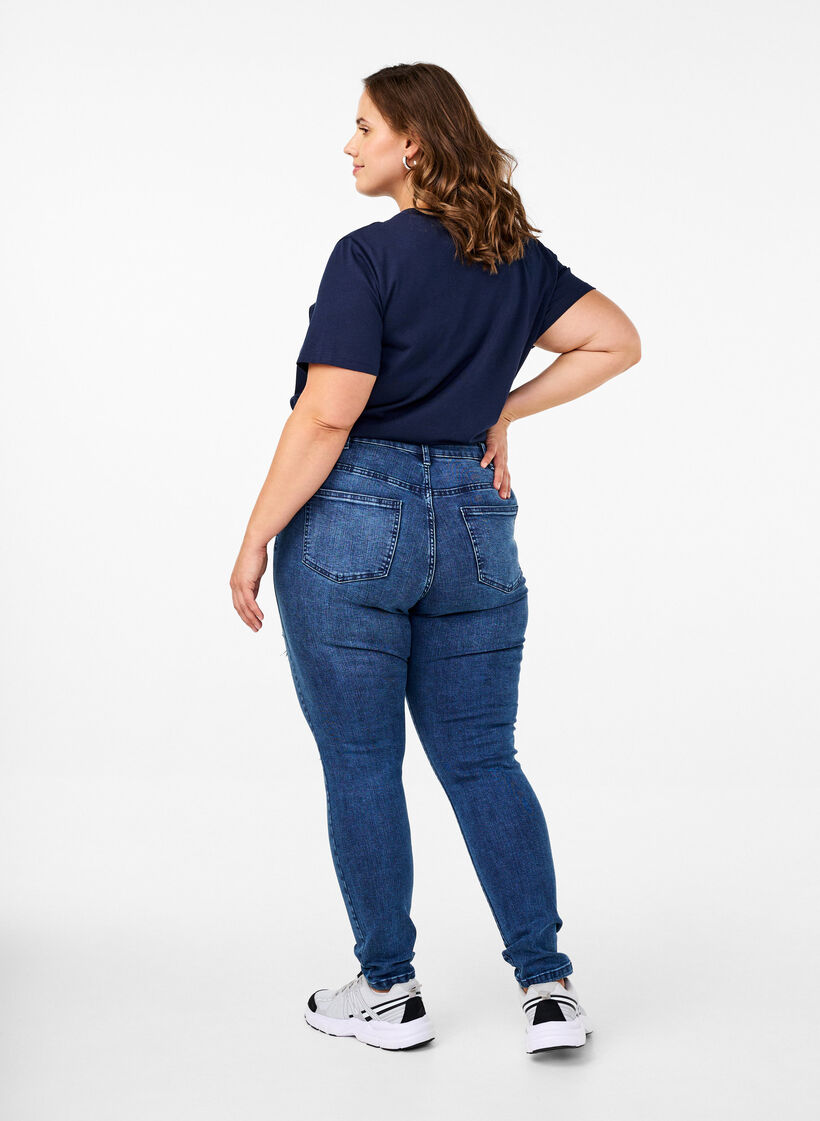 Super-Slim Amy Jeans mit Abnutzungsdetails, Blue Denim, Model image number 1