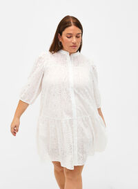 Hemdblusenkleid aus Baumwolle mit Lochstickerei, Bright White, Model