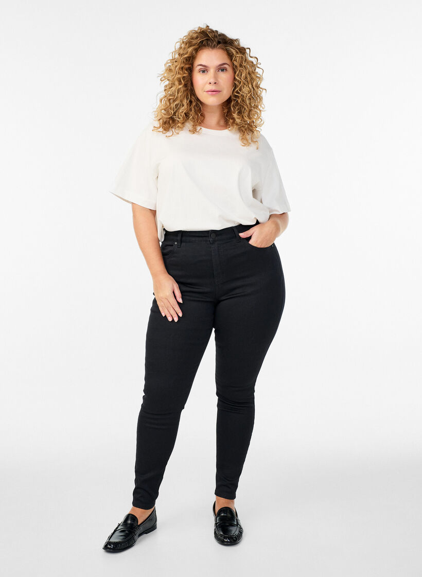 Hoch taillierte super Slim Amy Jeans, Schwarz, Model image number 0