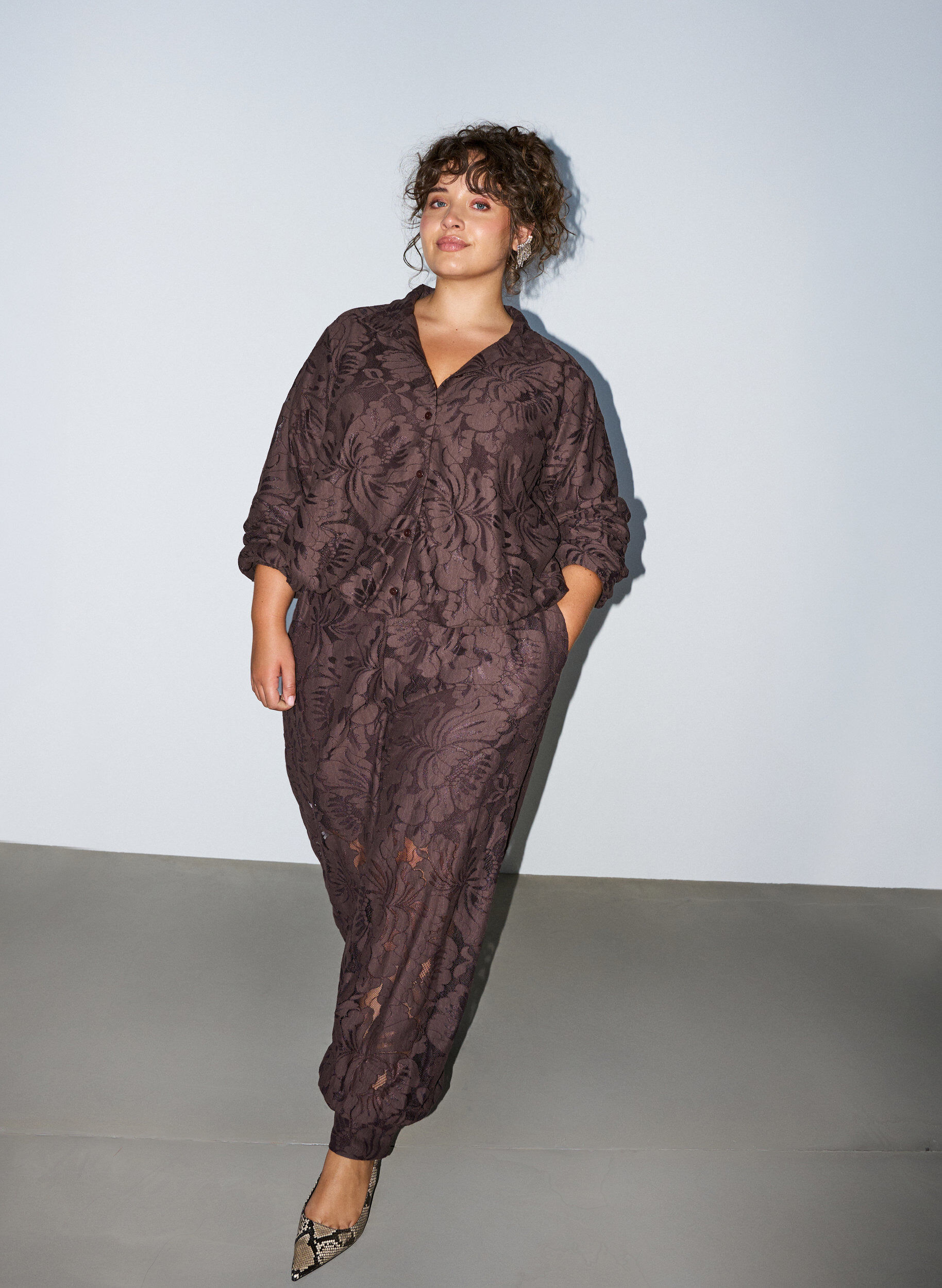 ZizziBomberjacke mit gebl&uuml;mtem Jacquard, Braun, Model image number 1