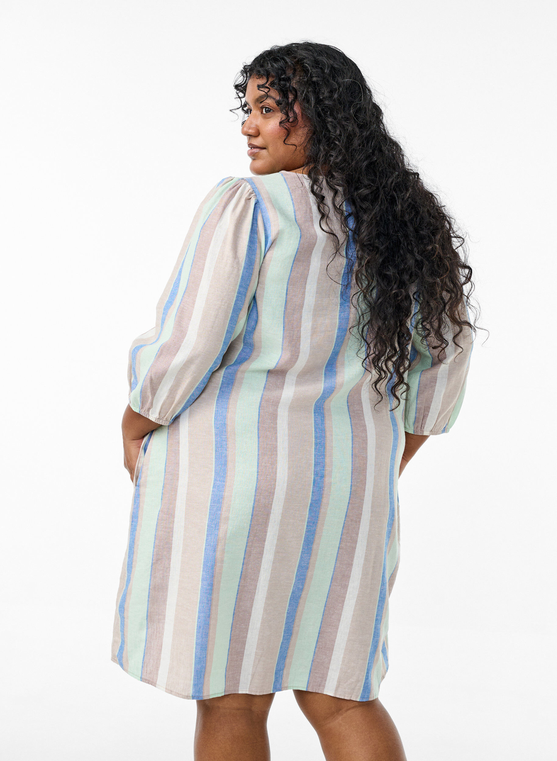 ZizziKleid aus Leinen und Viskose mit 3/4-&Auml;rmeln, Blau, Model image number 2