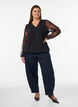 Bluse mit &Auml;rmeln aus Spitze und Ballonform, Schwarz, Model image number 1