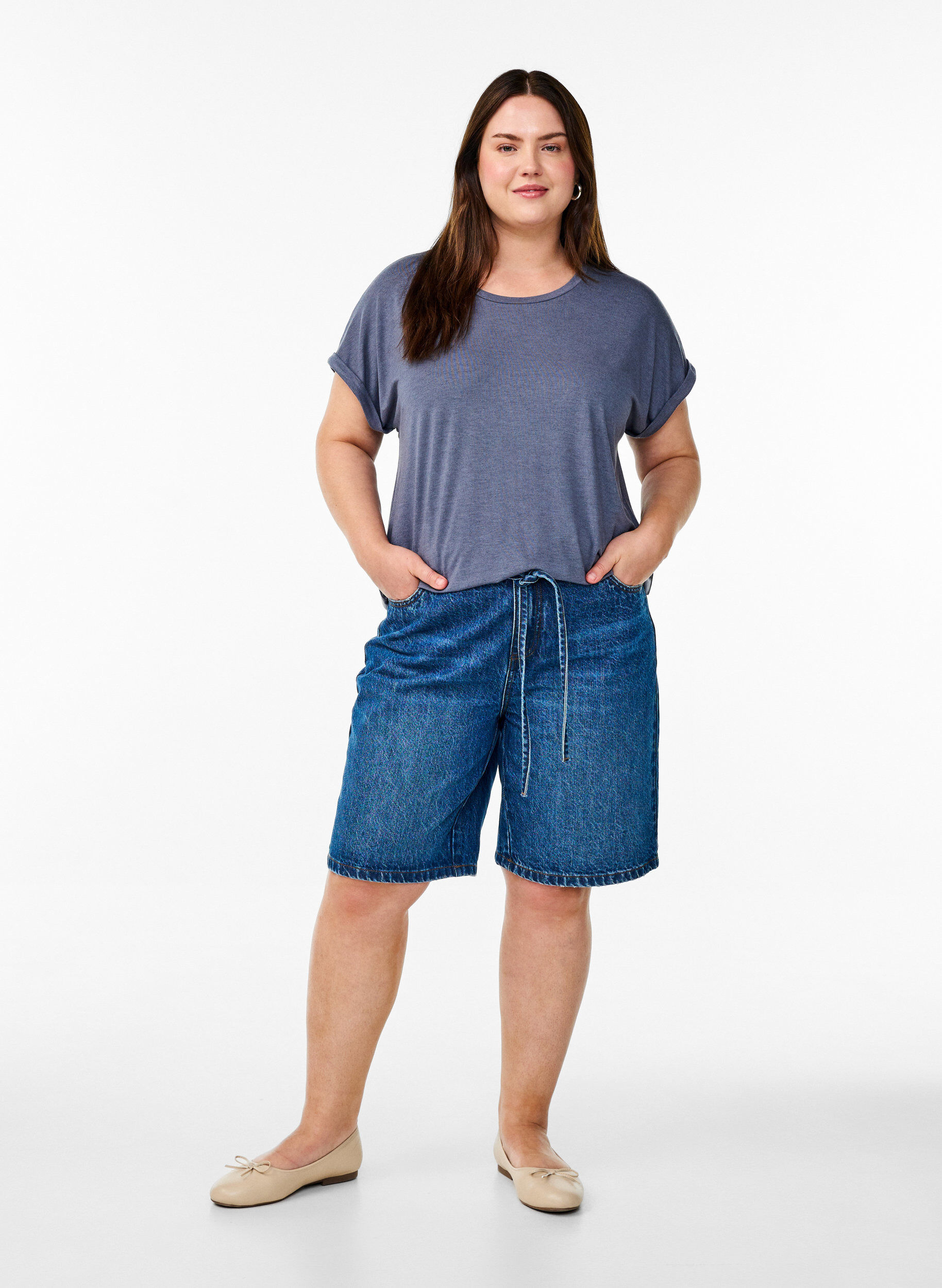 ZizziLockeres T-Shirt mit Rundhalsausschnitt, Blau, Model image number 1