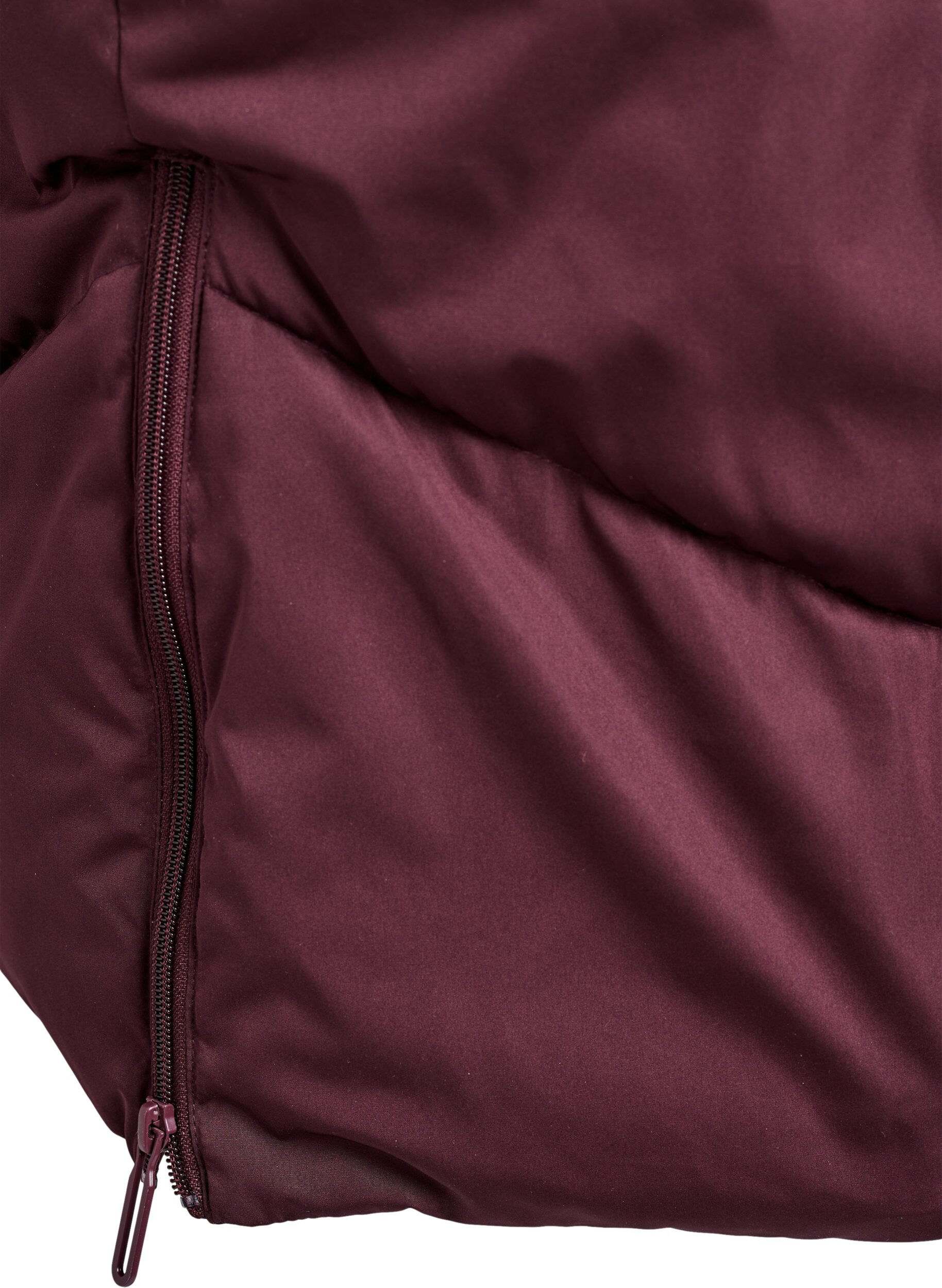 ZizziLanger Puffermantel mit Kapuze und Taschen, Dunkles Bordeaux, Packshot image number 4
