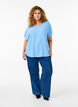 Bluse mit kurzen Ärmeln und einem Rundhalsausschnitt, Blau, Model image number 1