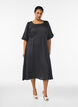 Gepunktetes Midikleid mit eckigem Ausschnitt, Schwarz, Model image number 0