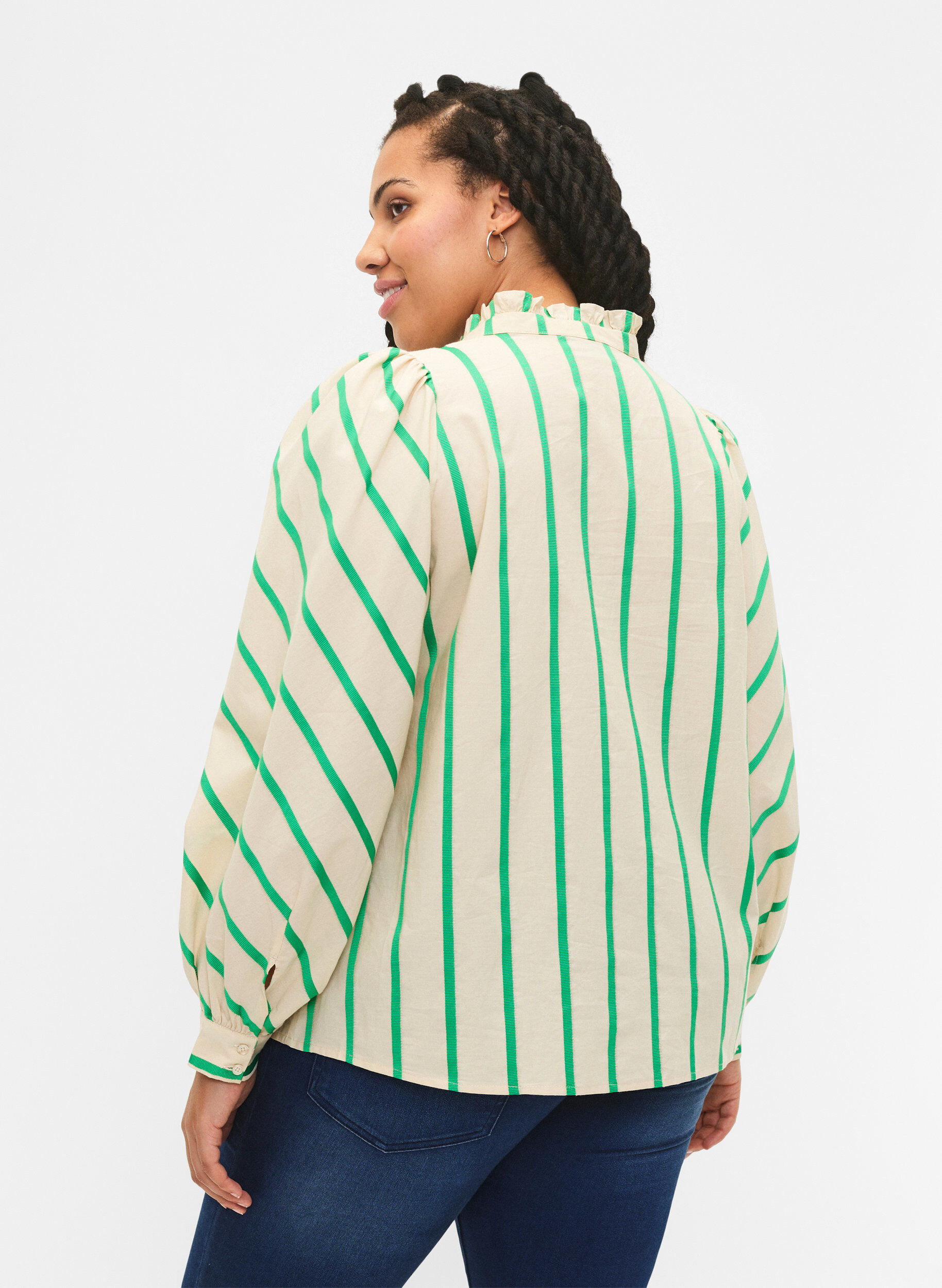 ZizziGestreifte Hemdbluse aus Baumwolle mit R&uuml;schenkragen, Beige Green Stripe, Model image number 1