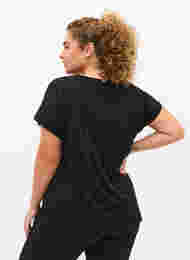 Kurzarm Trainings-T-Shirt mit gemustertem Mesh, Black, Model