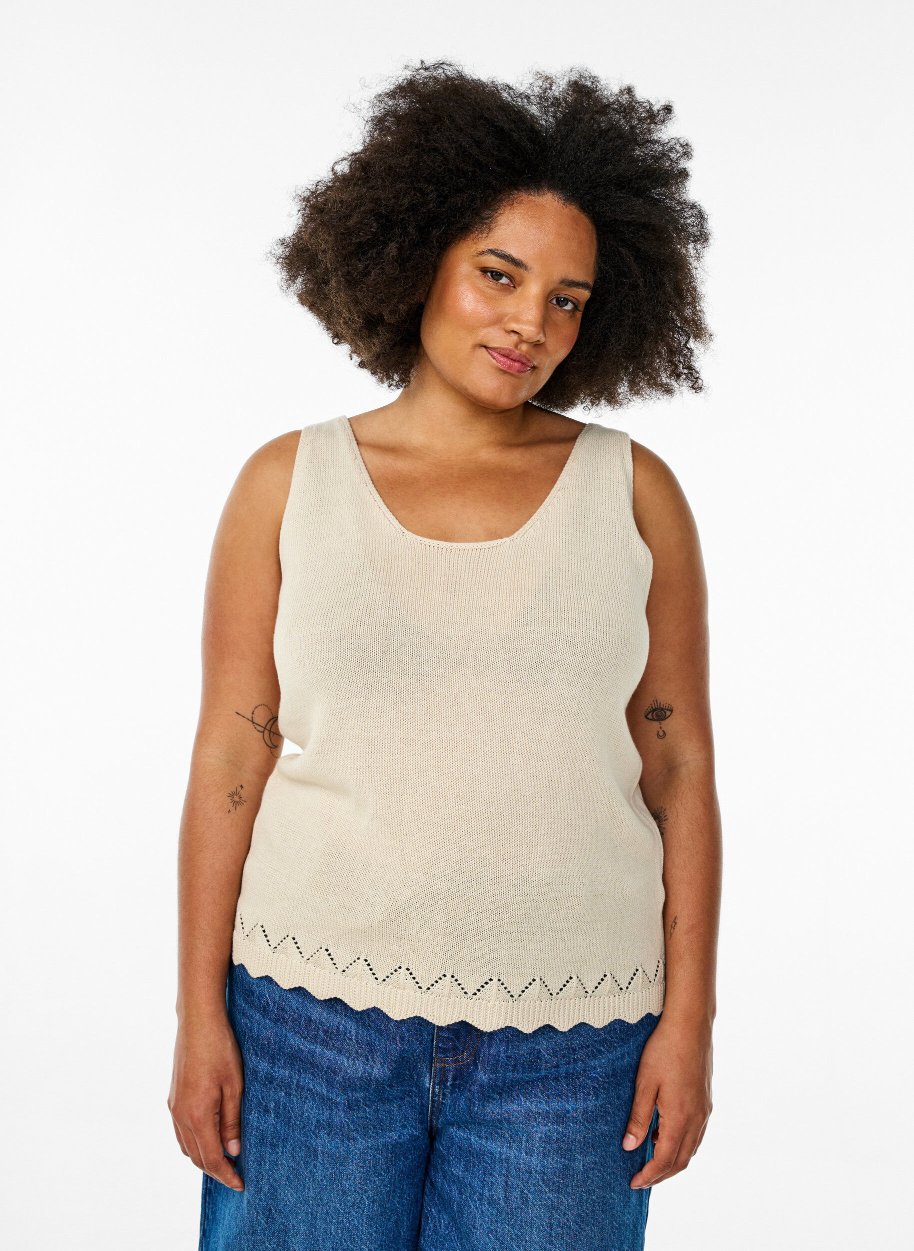 &Auml;rmelloses Stricktop mit Muschelkante, Sandshell, Model