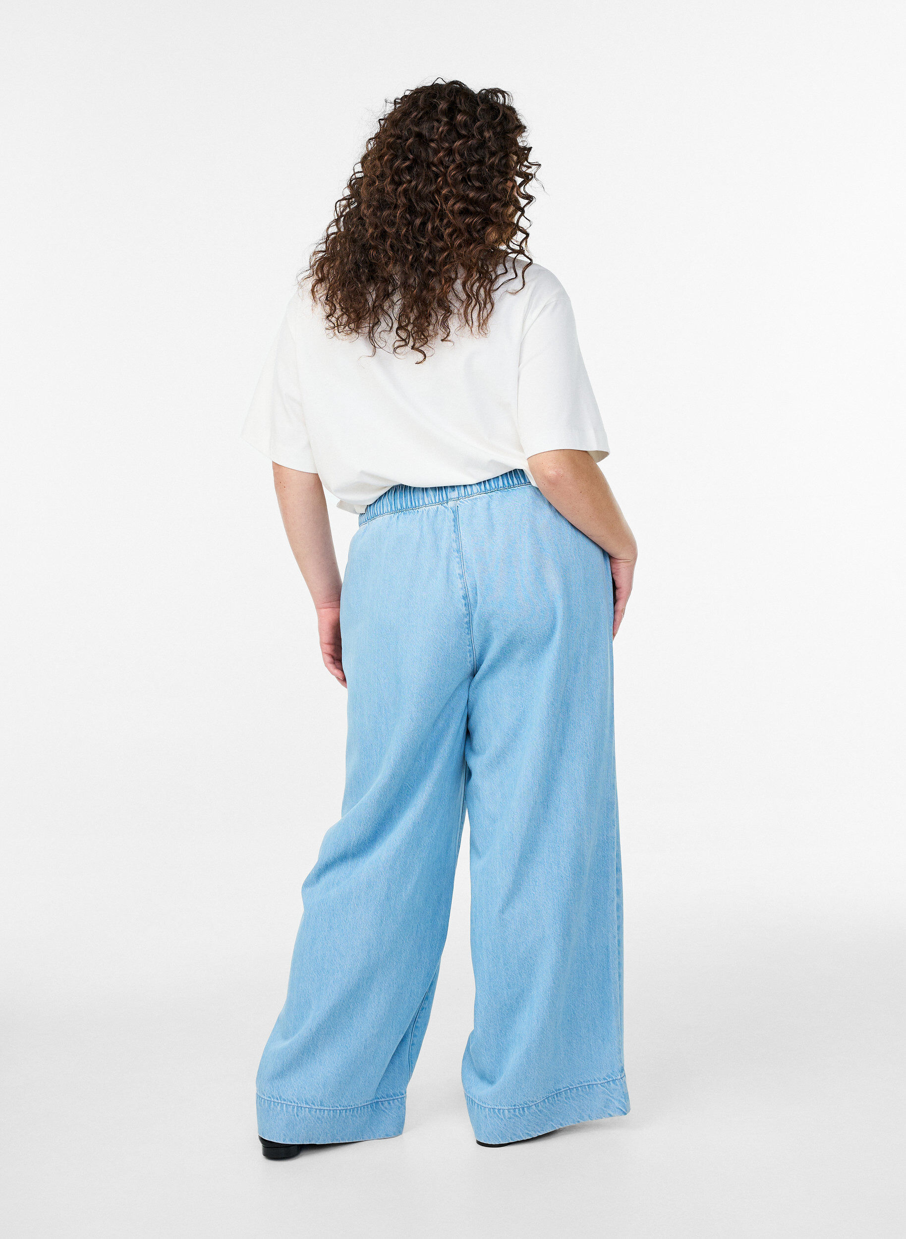 ZizziJoggers aus Denim mit weitem Bein und hoher Taille, Blau, Model image number 1