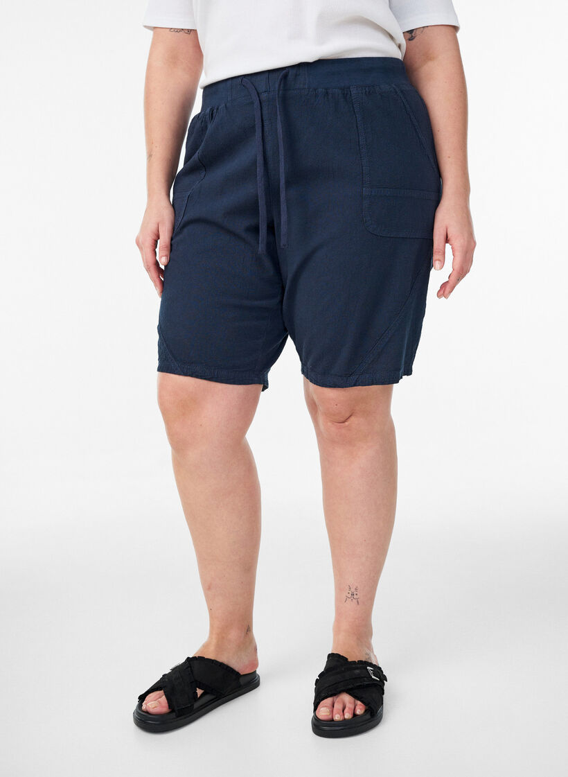 Lockere Shorts aus Baumwolle mit Taschen, Blau, Model image number 3
