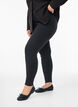 Leggings mit normaler Taille und Muster, Schwarz, Model image number 0