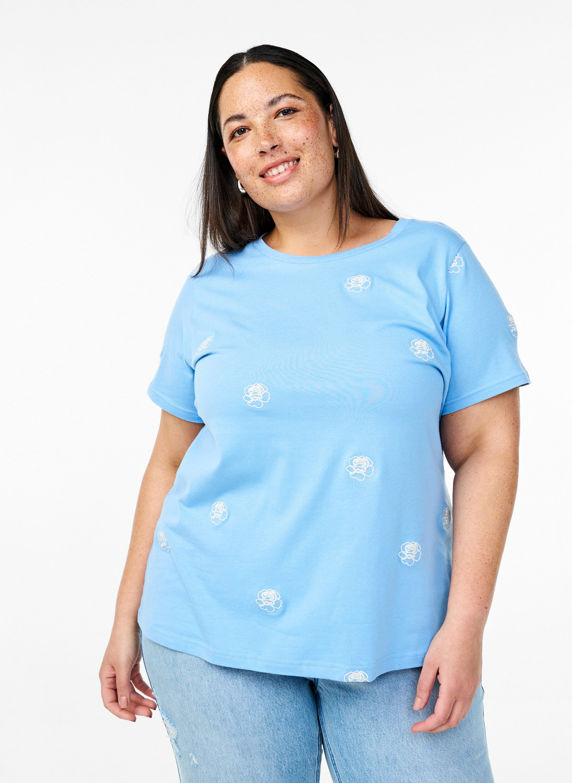 ZizziT-Shirt aus Bio-Baumwolle mit aufgestickten Motiven, Blau, Model image number 0