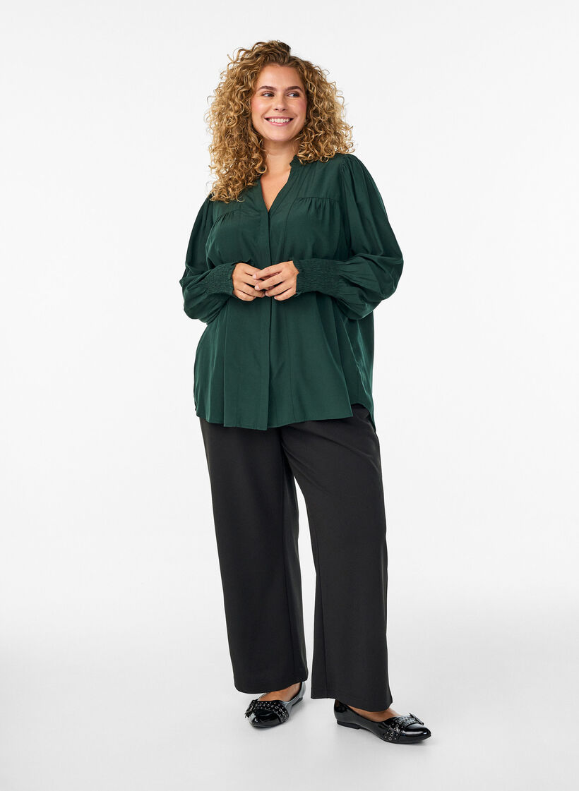 Bluse mit Rüschenkragen und Raffung, Grün, Model image number 1