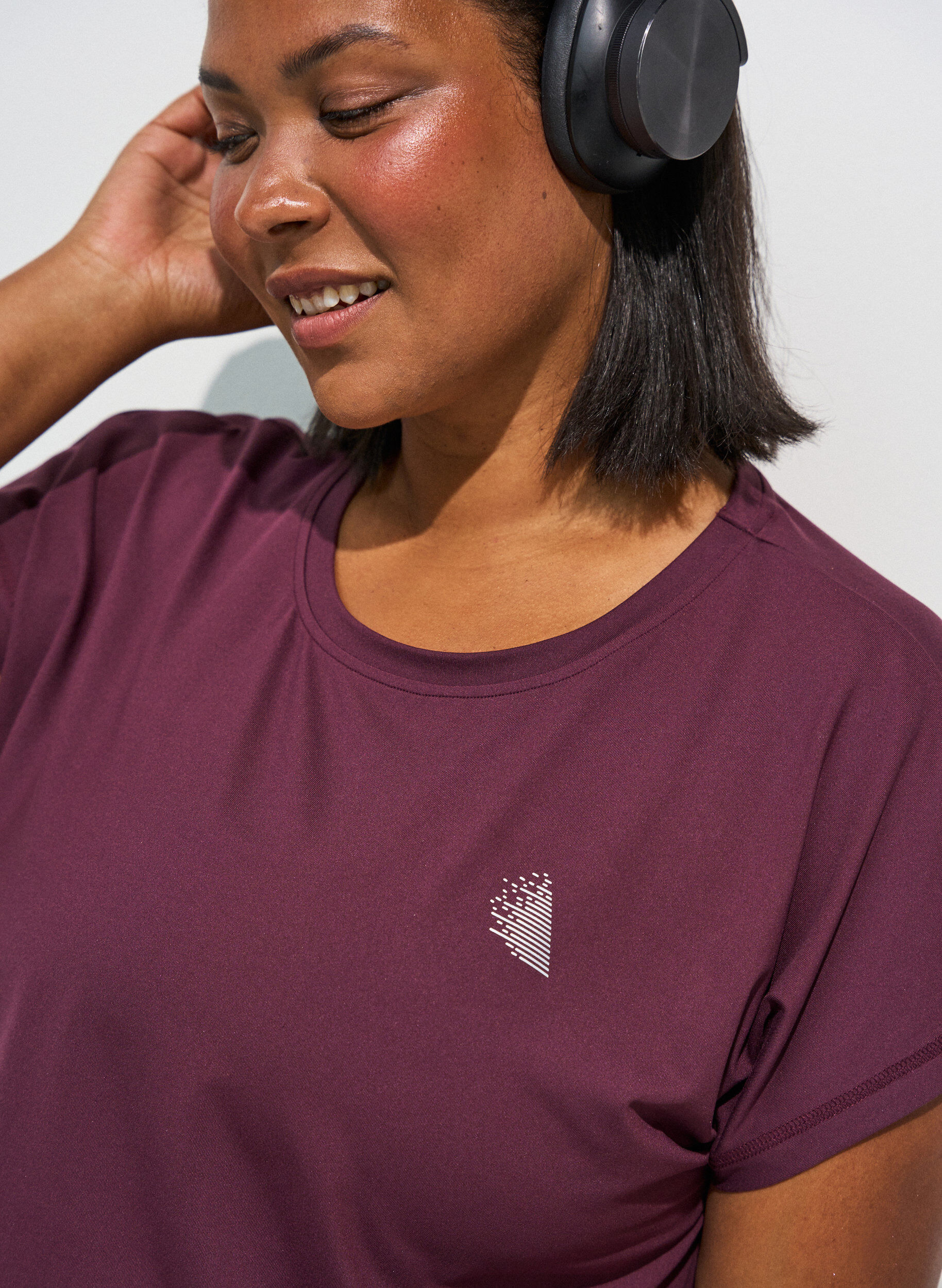 ZizziEinfarbiges Trainings-T-Shirt, Rot, Model image number 4