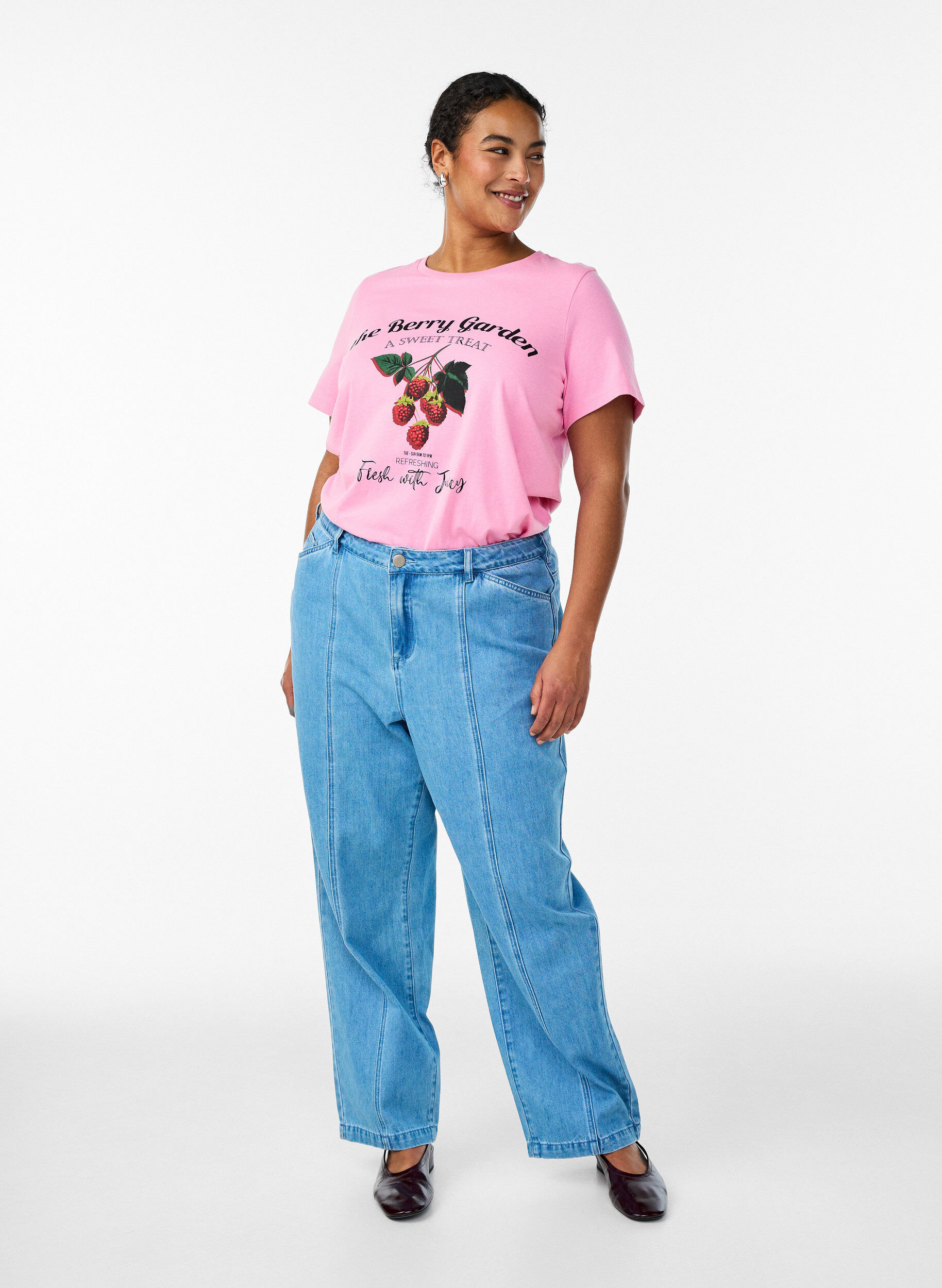 ZizziT-Shirt aus Baumwolle mit Fr&uuml;chte-Print und Text, Pink, Model image number 1