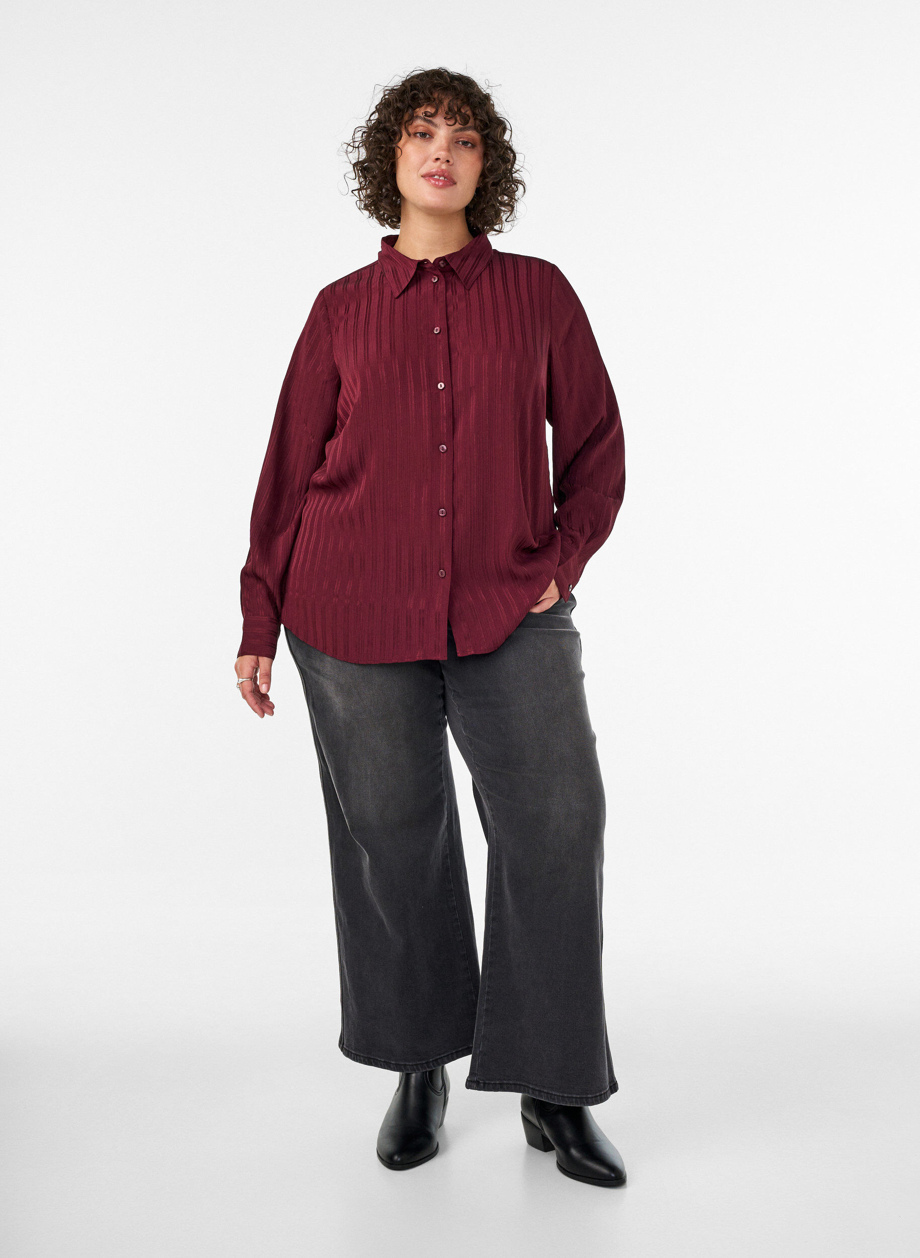ZizziBluse mit Strukturstreifen und Glitzerf&auml;den, Rot, Model image number 1