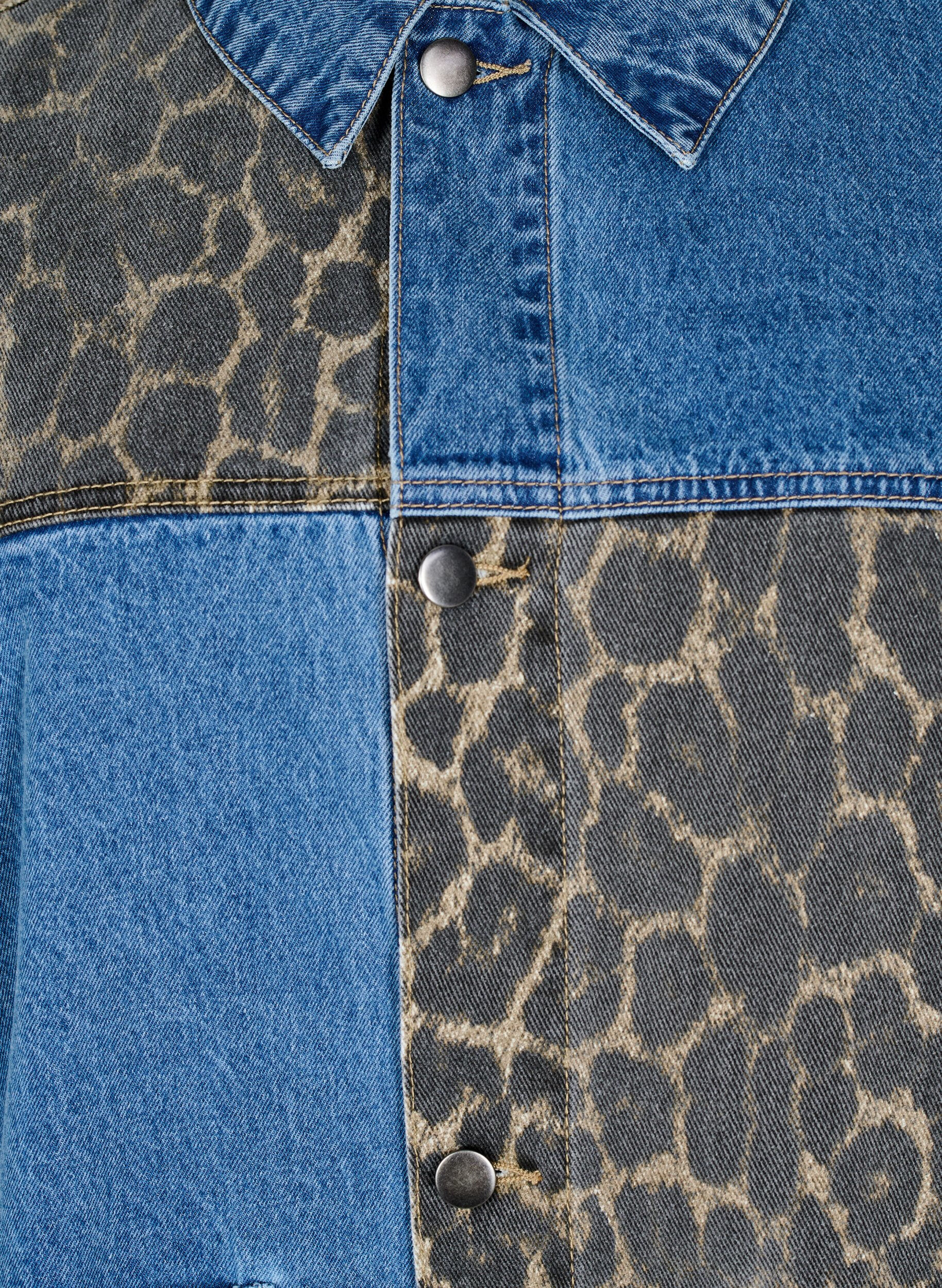 ZizziJeanshemd mit Leopardenmuster-Details, Blau, Packshot image number 4