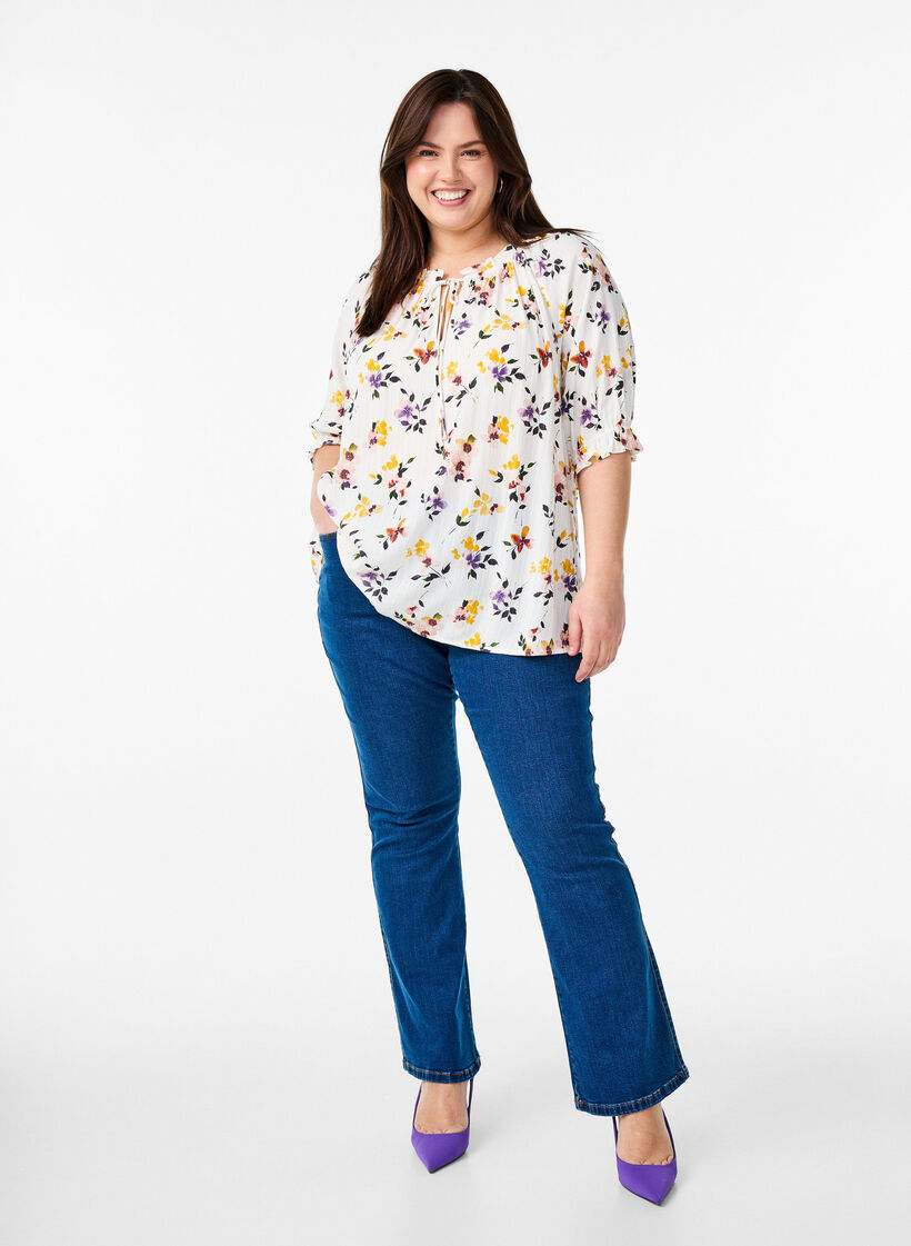 Bluse aus Viskose mit Paisleymuster und Ellbogenärmeln, Weiß, Model image number 1