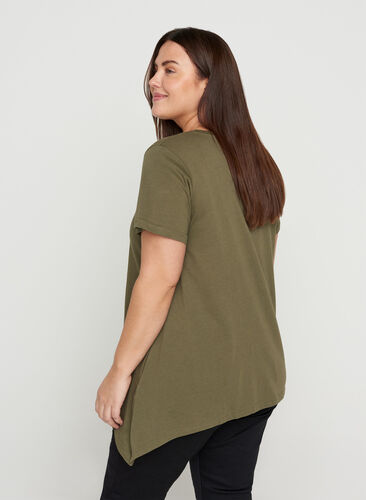 Kurzarm T-Shirt aus Baumwolle mit A-Linie, Ivy Green XOXO, Model image number 1