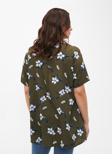 FLASH – Kurzärmelige Bluse mit Print, Olive Night Flower, Model image number 1