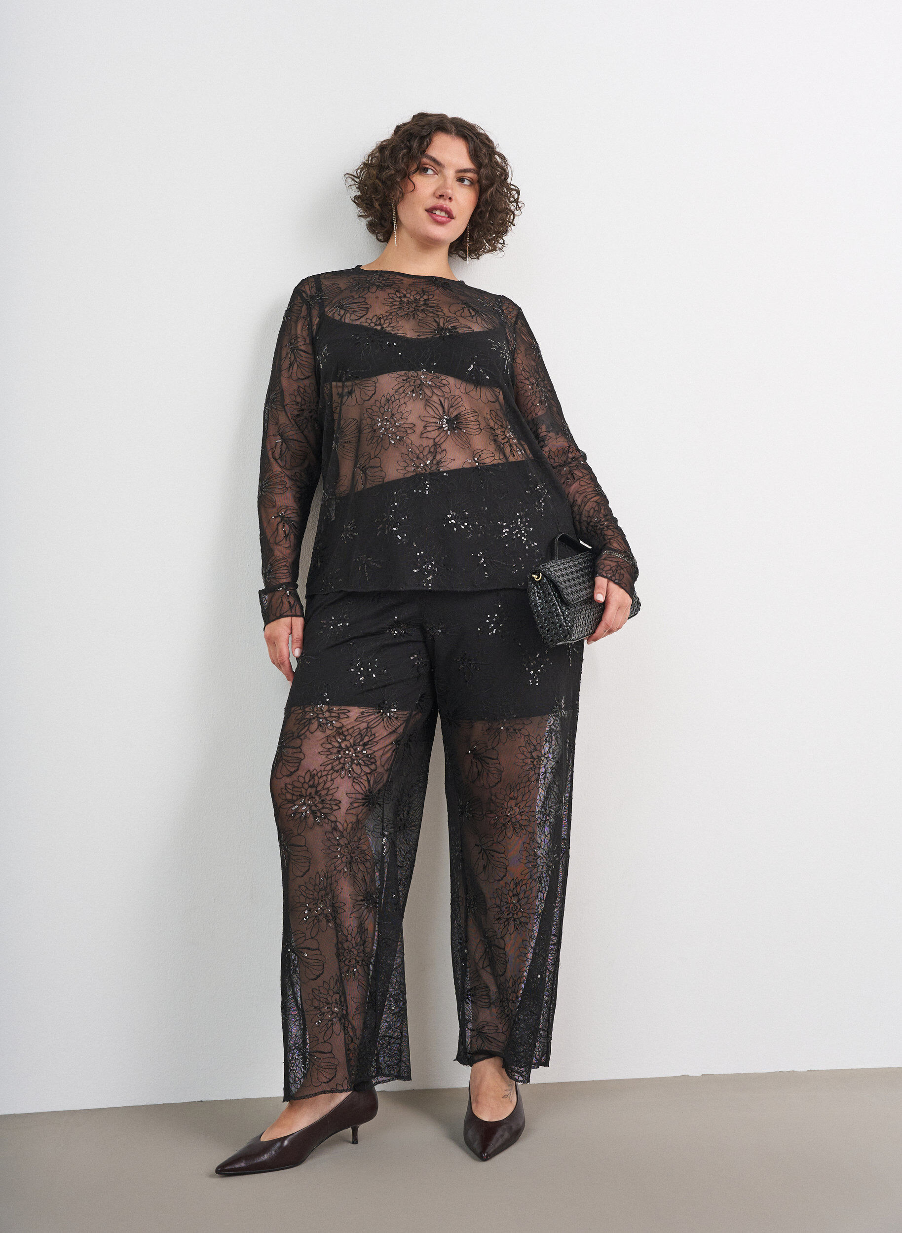 ZizziHose aus Mesh mit floraler Stickerei und Pailletten, Schwarz, Model image number 0