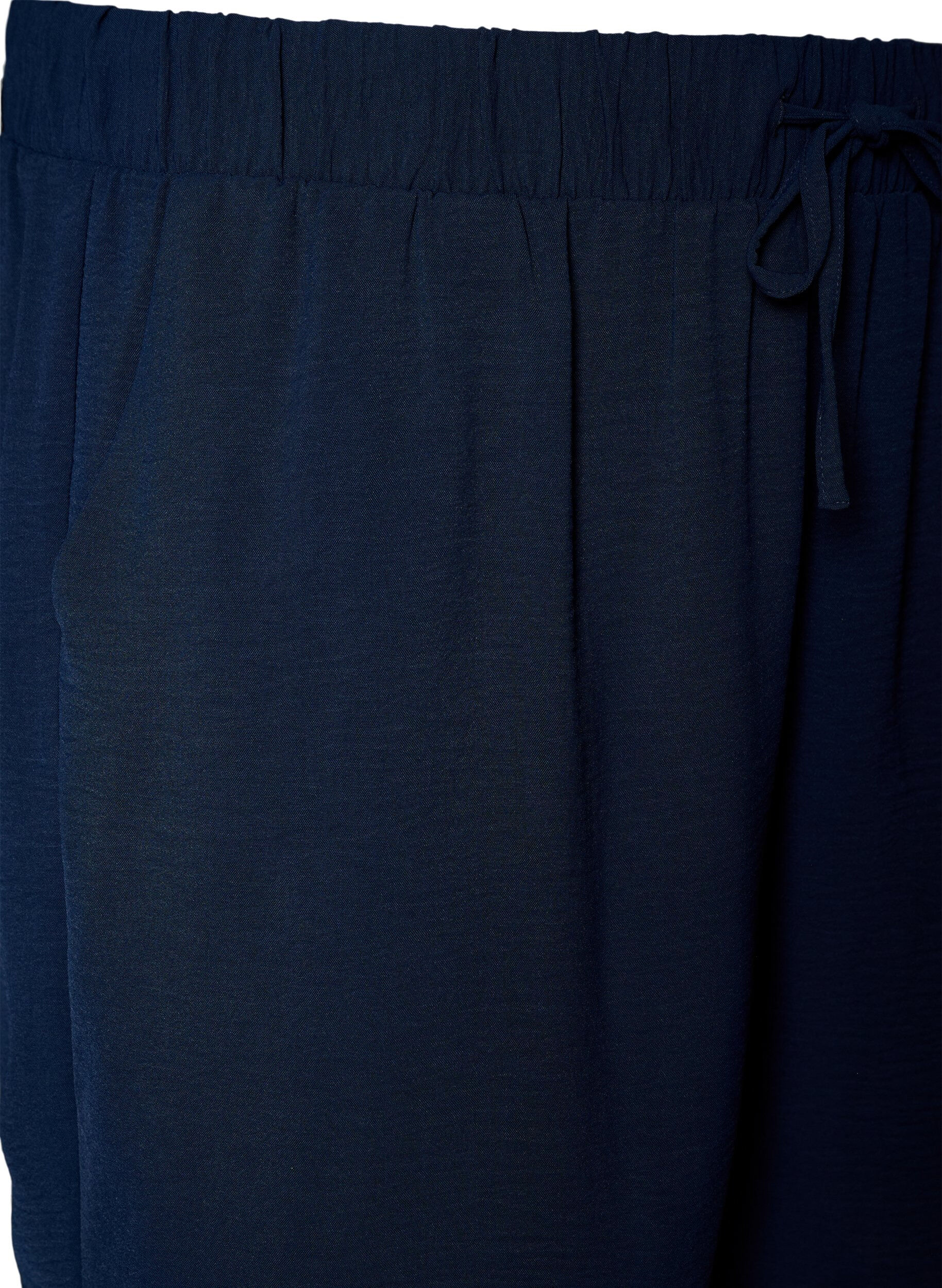 ZizziKurze Hose mit Taschen und elastischem Bund, Blau, Packshot image number 2
