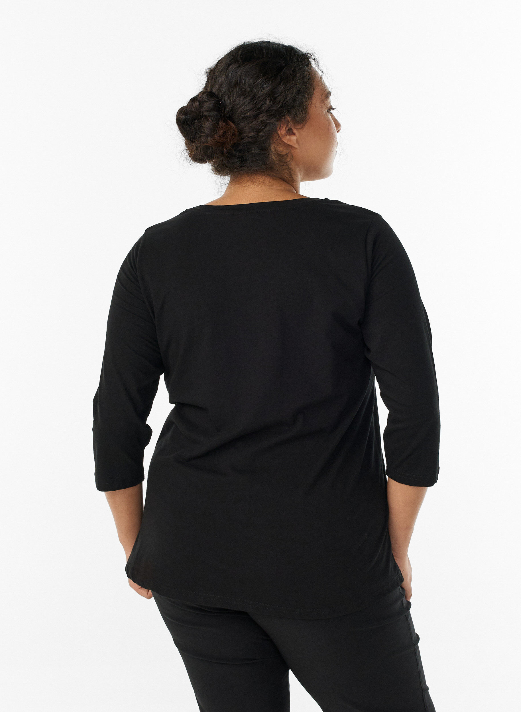 ZizziBasic T-Shirt aus Baumwolle mit 3/4-&Auml;rmeln, Schwarz, Model image number 2
