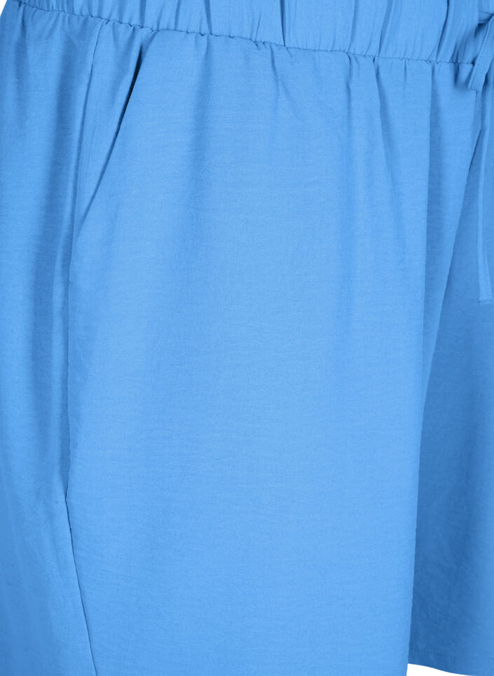 Kurze Hose mit Taschen und elastischem Bund, Blau, Packshot image number 2