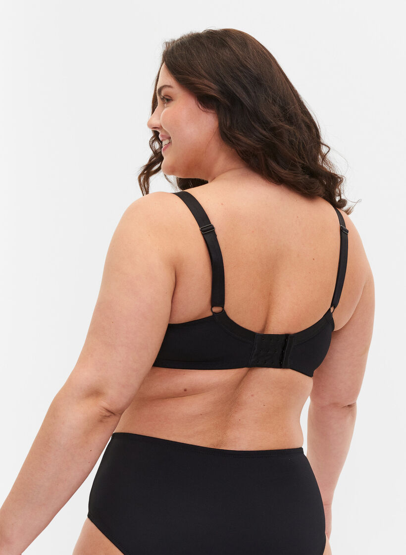 Balconette Bügel-BH mit Spitze, Black, Model image number 1