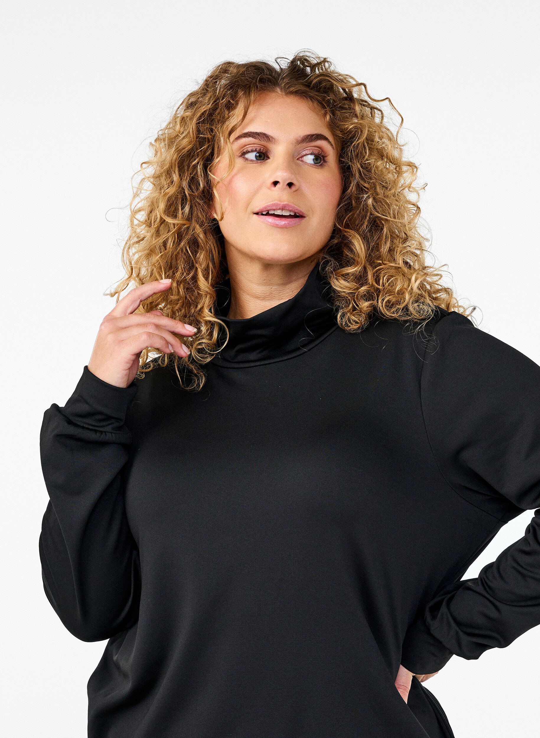 ZizziTrainingstop mit hohem Kragen, Black, Model image number 2