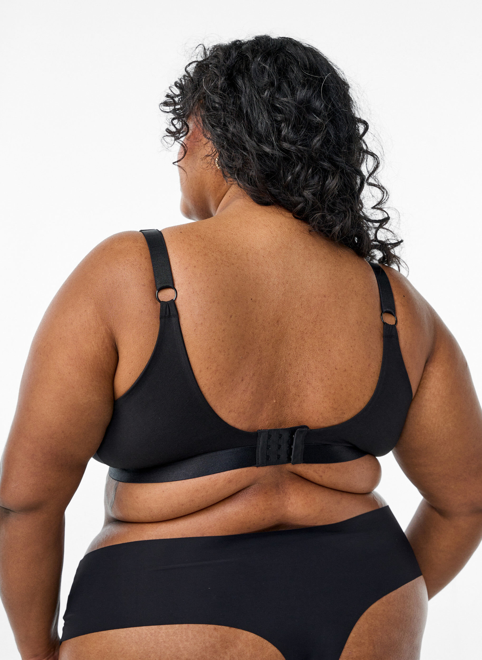 ZizziBaumwoll-Bralette mit Spitze, Schwarz, Model image number 2