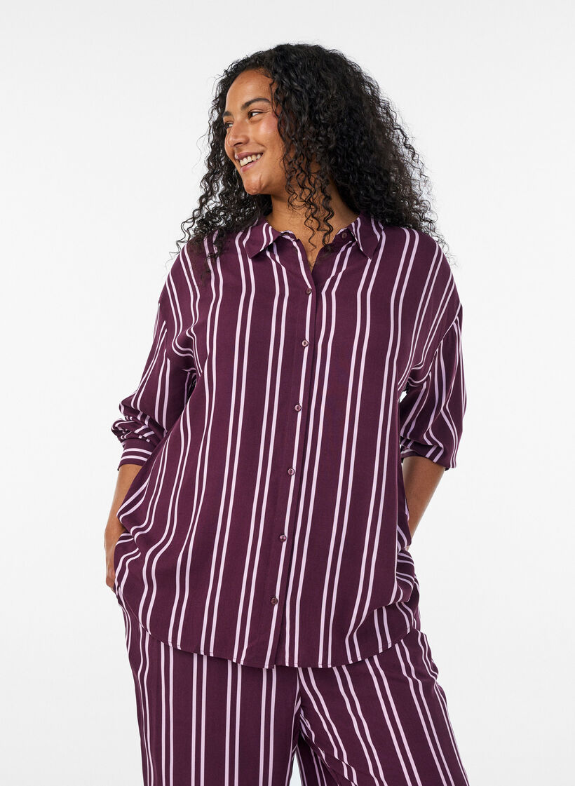 Gestreiftes Nachthemd, Dunkles Bordeaux, Model image number 0
